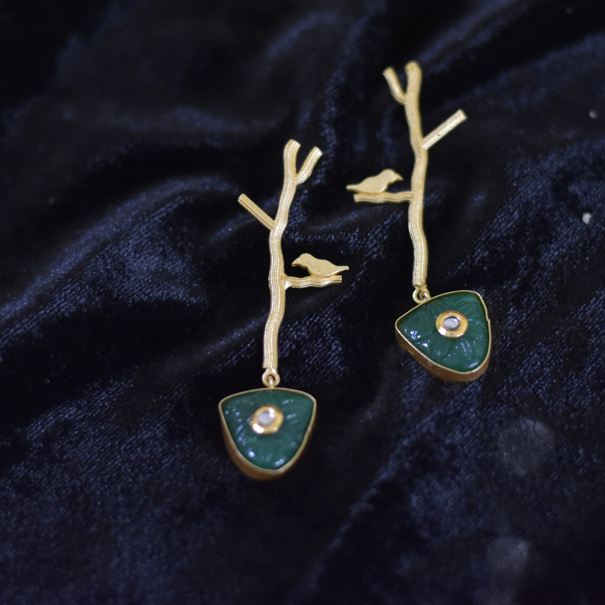 Long Stylish tiny bird Earrings - Green